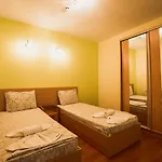Marina Club Aparthotel