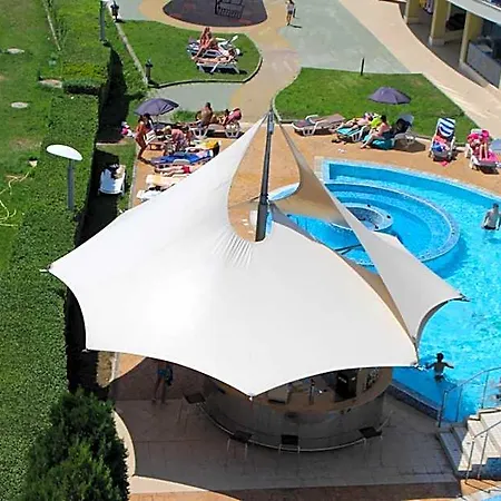 Marina Club Lägenhetshotell