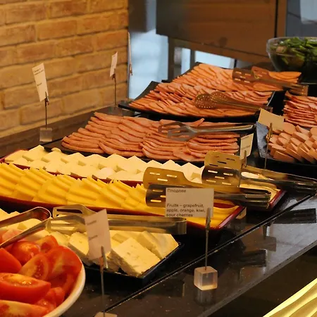 Marina Club Apart Otel 4*