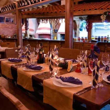 Marina Club Aparthotel Pomorie