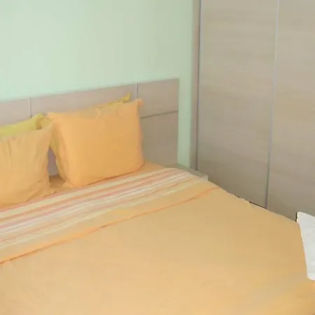 Marina Club Aparthotel